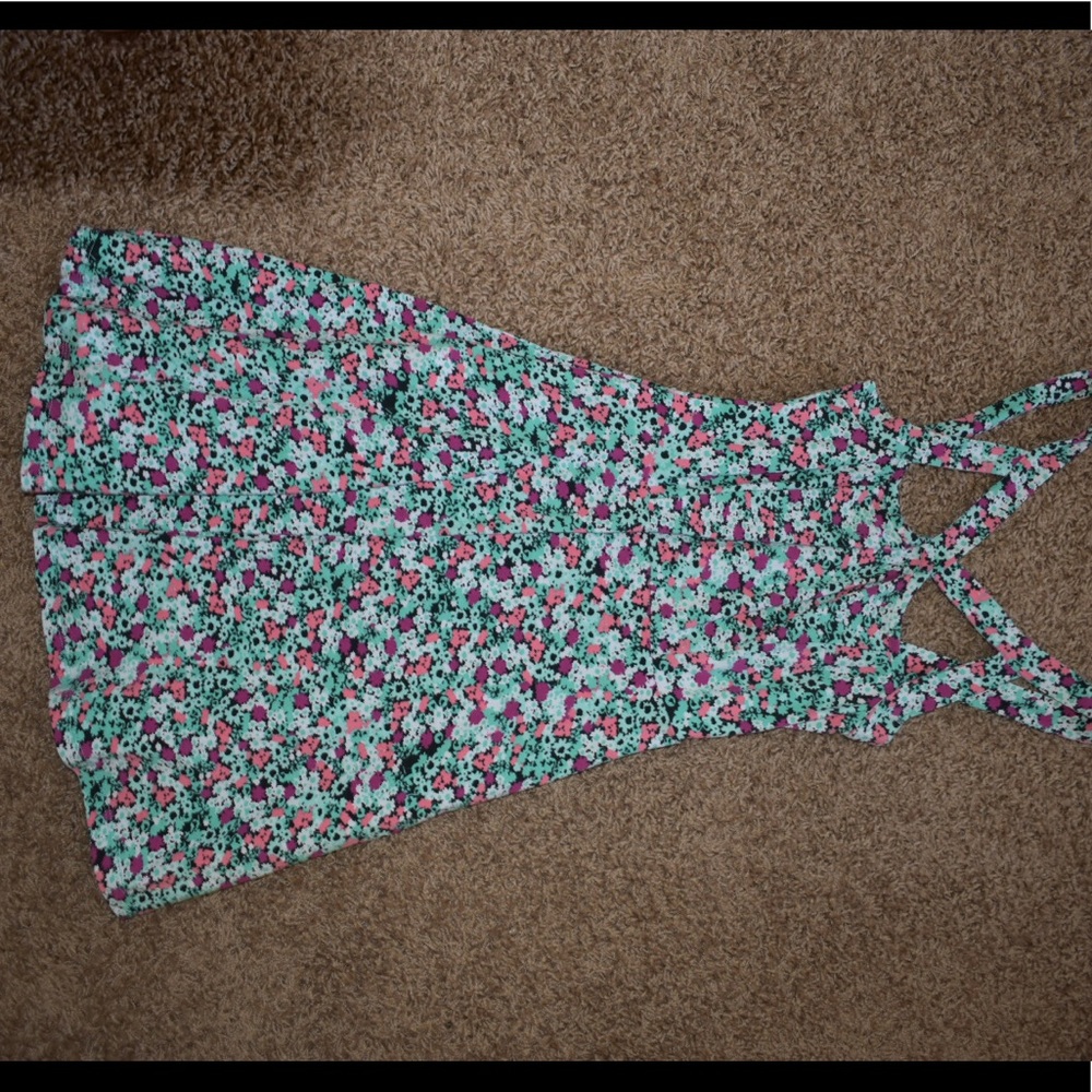 Floral dress with cutout neck